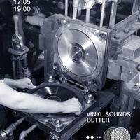 Лекція «ЗВУК: Vinyl Sounds Better»